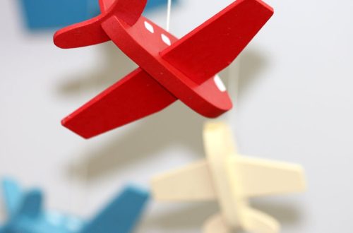 entdecken sie kreative und inspirierende ideen zur dekoration von kinderzimmern. schaffen sie einen spielerischen und einladenden raum, der die fantasie ihrer kleinen beflügelt!