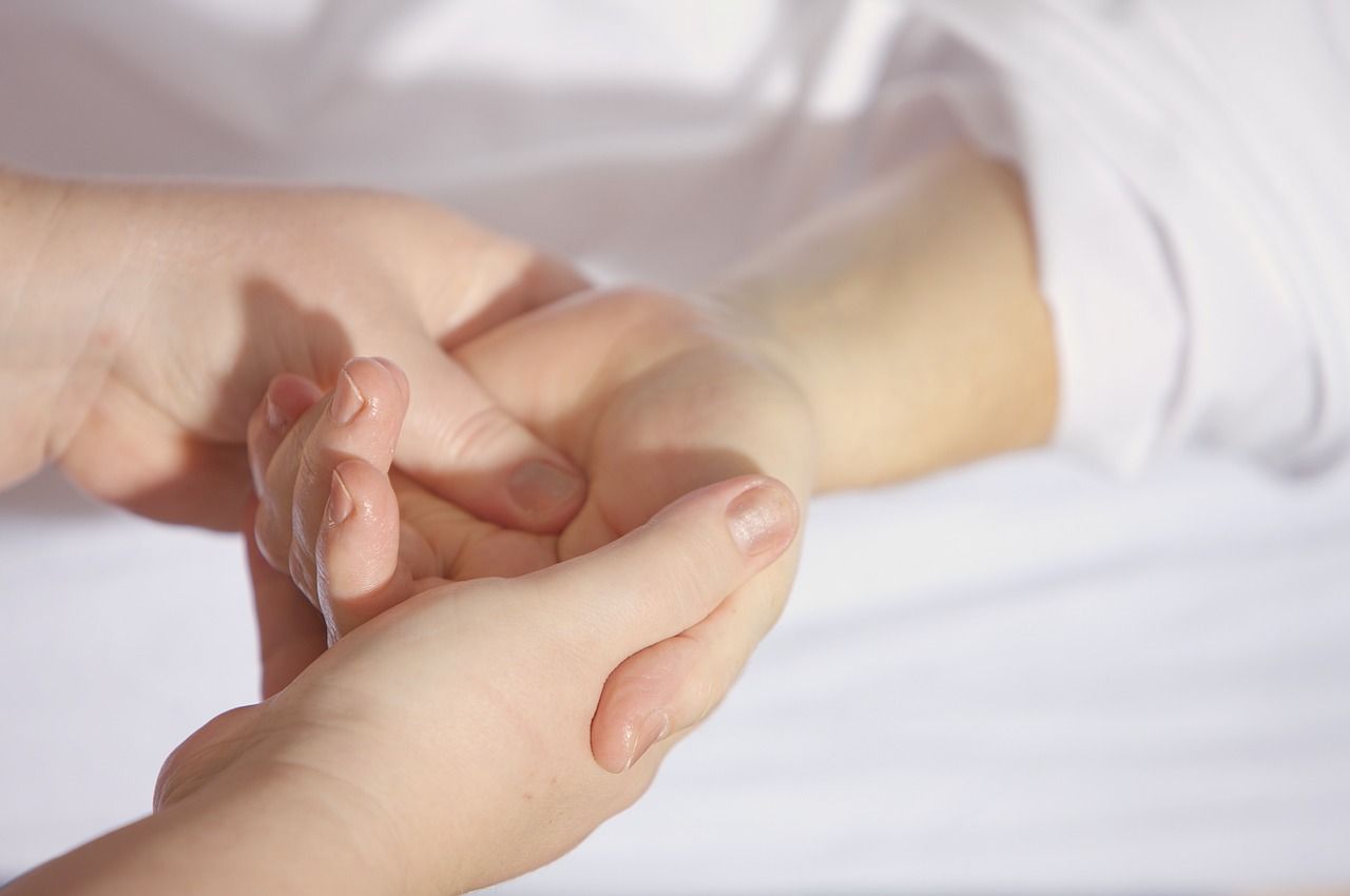 entdecken sie die heilende kraft der tiertherapie! unsere innovative therapieform nutzt die interaktion mit tieren, um das wohlbefinden von menschen zu steigern und psychische sowie physische probleme zu lindern. erfahren sie mehr über die vielfältigen vorteile und die positive wirkung, die tiere auf unsere gesundheit haben können.